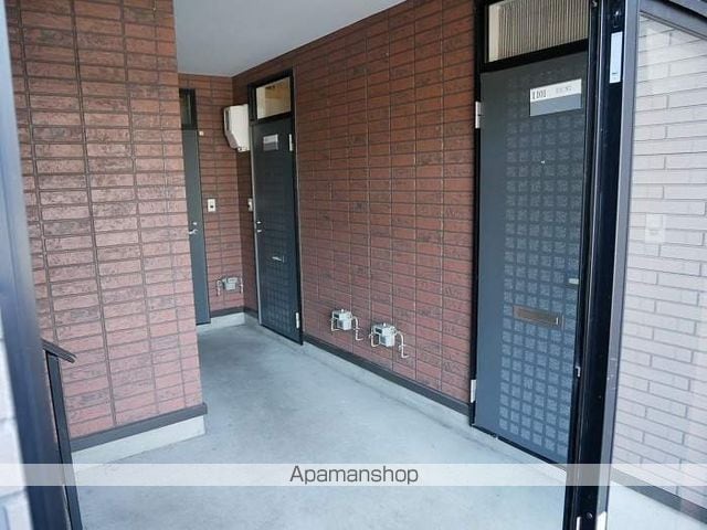 エスポワールH・Iの玄関写真