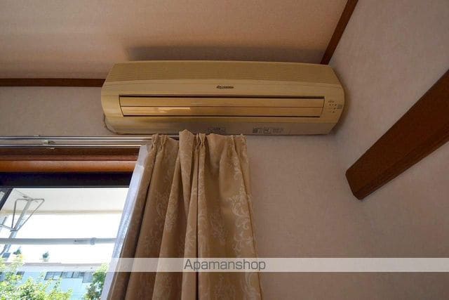 山岸ハイツの内装写真