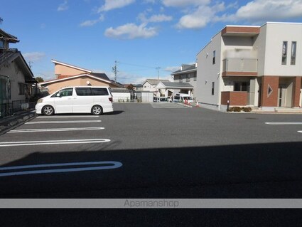 カーサ　フェリーチェ　Ｔ[2LDK/59.88m2]の駐車場