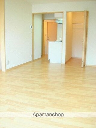 東京都日野市多摩平６丁目[1K/37.68m2]のリビング・居間