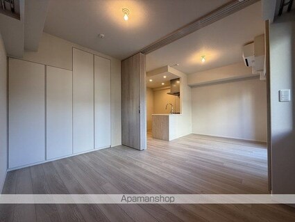 プレディアコート三軒茶屋[1LDK/36.16m2]のリビング・居間1