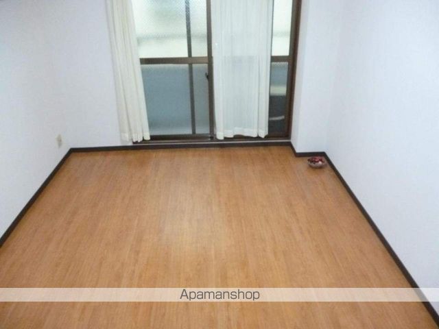 ウイング英の内装写真