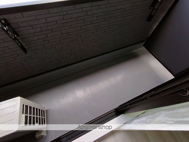 KORE・YIELD千里丘の内装写真
