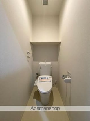 プレミール亀岡[1LDK/35.19m2]のトイレ