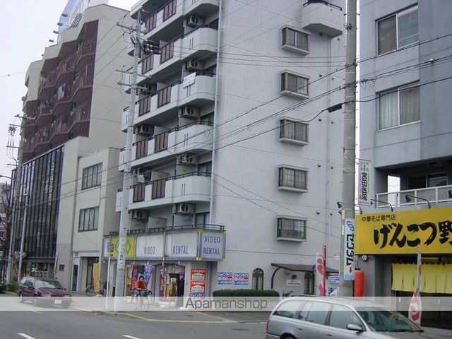貞和ビルの外観写真