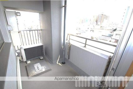 ヴァレーレ萱町[1LDK/32.63m2]のバルコニー