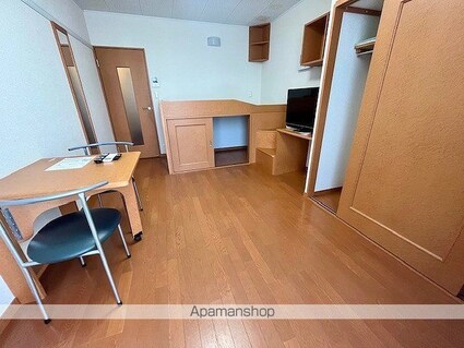 レオパレスオーセブン[1K/23.18m2]のリビング・居間1