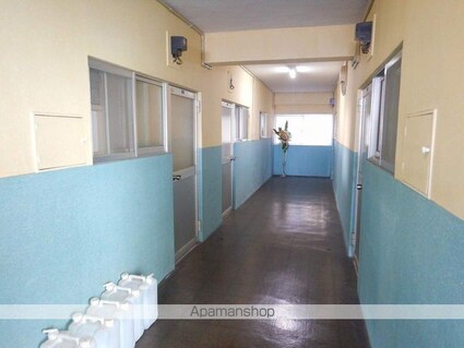 カーム山城[2K/25m2]のエントランス1