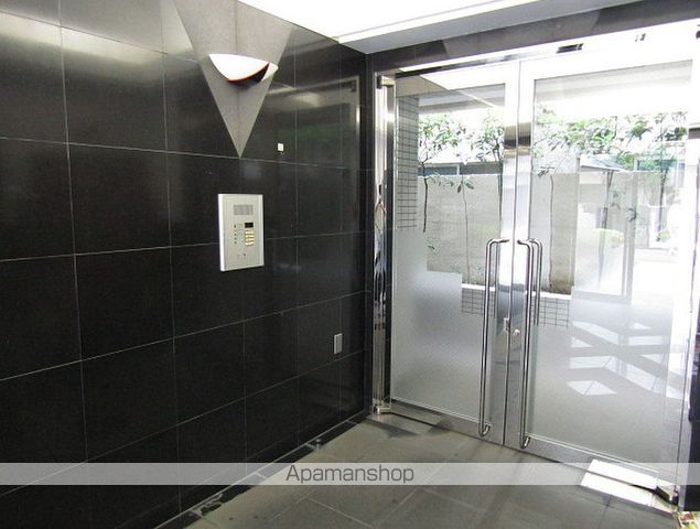 第62クリスタルマンションの玄関写真