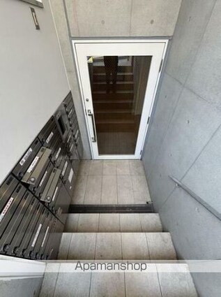 ＢＲＩＣＫ　ＲＥＳＩＤＥＮＣＥ　目黒本町[3K/46.82m2]のエントランス1