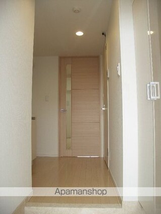 東京都新宿区山吹町[1K/23.76m2]の玄関