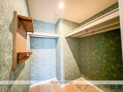 Ｋａｎｏｎ岩崎[2LDK/72.53m2]の収納