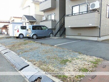 岩手県滝沢市巣子[1K/33.12m2]の駐車場