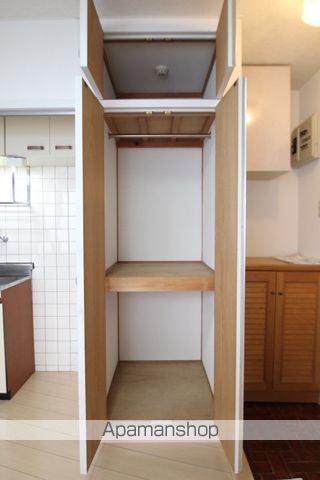 西部ハイツ平和の内装写真