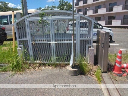 Ａｌｉｖｅｌｙ久松台[3LDK/74.25m2]の共用部3