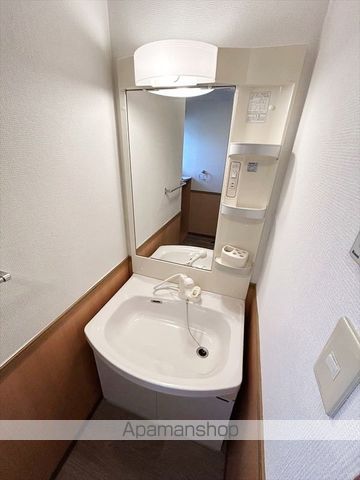 VALUE FRONTIERの内装写真