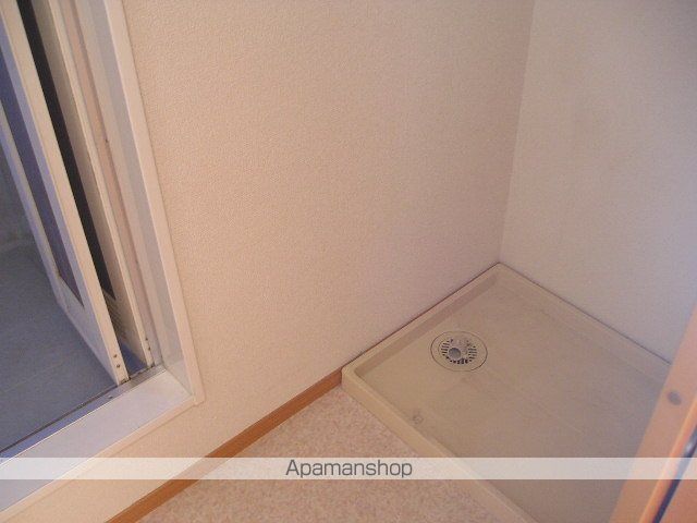 ロイヤルガーデン Iの内装写真