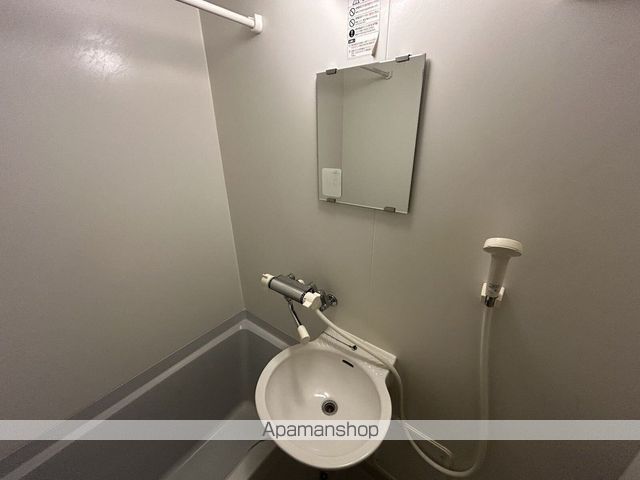 レオパレスフローラIIの内装写真