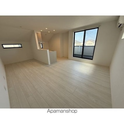 Ｋｏｌｅｔ片倉１３[2SLDK/88.48m2]のリビング・居間1