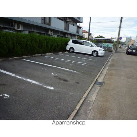 プロビデンス日比野の内装写真