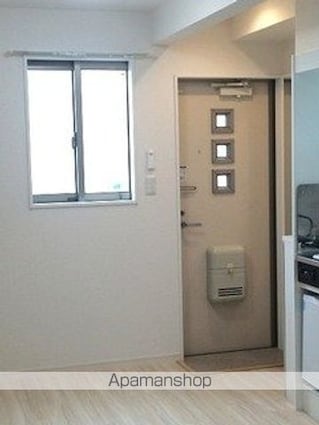 プログレスコート[1R/15.68m2]の玄関