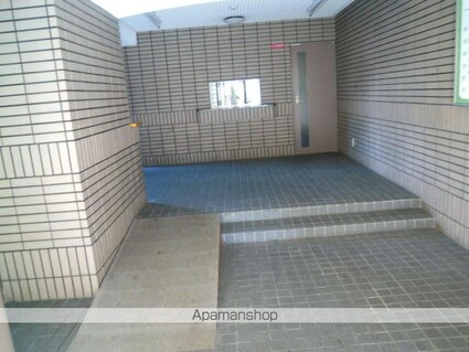 アーベインコート[2LDK/46m2]のロビー