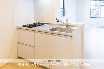 エムズガーデンＢ[1R/40.74m2]のキッチン