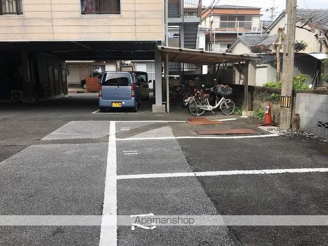 加志崎ハイツ 北棟の玄関写真