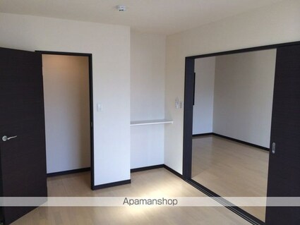 愛知県江南市五明町青木[1LDK/42.72m2]の内装1