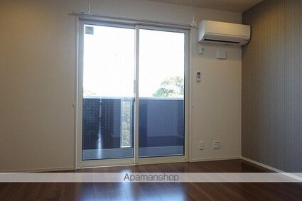 ラ・ドルチェヴィータ　Ｂ[1R/30.05m2]のリビング・居間