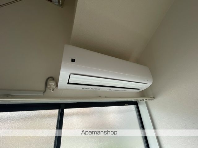 JUNIの内装写真