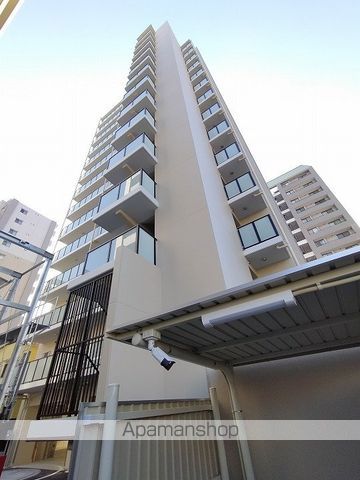 クレストコート江坂垂水町の外観写真