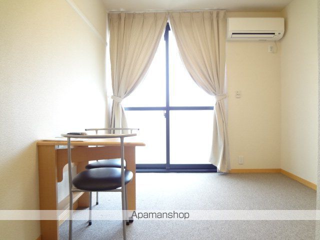 レオパレスメイプルリーフの内装写真