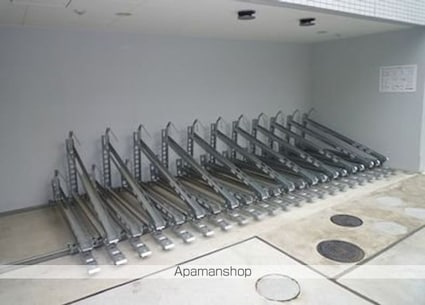 パークハウス三軒茶屋クロスコート[3LDK/62.79m2]の共用部2