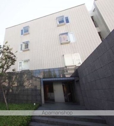プライムアーバン市谷仲之町[1LDK/45.75m2]のエントランス1