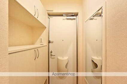 コンフォート倉[1LDK/45.33m2]の玄関