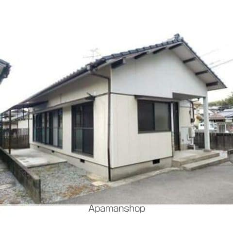 三河町貸家の外観写真