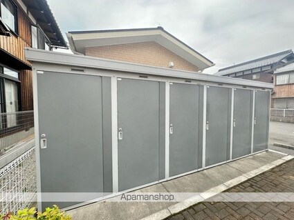 滋賀県東近江市ひばり丘町[1LDK/42.64m2]の共用部2