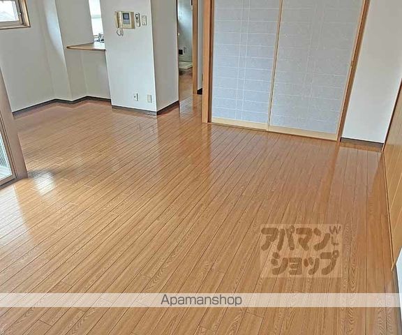 TWINKLECOURT桂EASTの内装写真