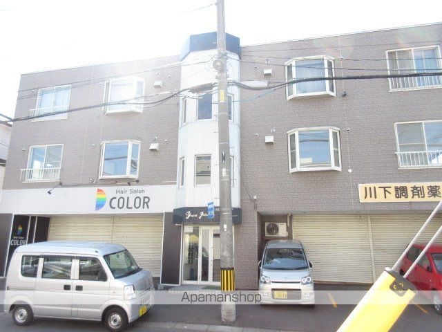 グラン市川の外観写真