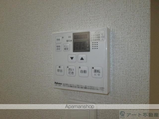レティスVの内装写真