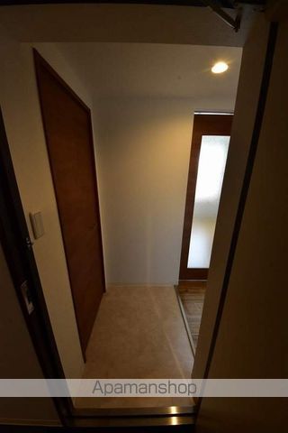 ELLE CUBE学園前の内装写真