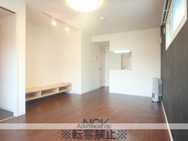 AULII S8W9の内装写真