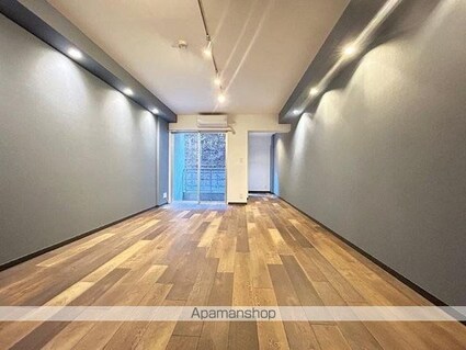 エルスタンザ下北沢[1R/36.58m2]のリビング・居間2