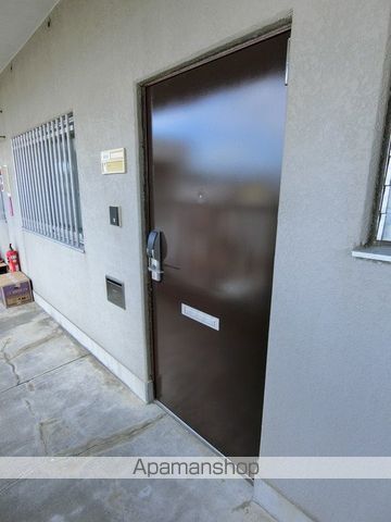 ポートブリッジマンションの玄関写真