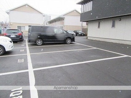 フォーブール馬場町[2LDK/61.6m2]の駐車場2