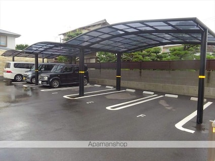 和歌山県和歌山市三葛[3LDK/71.28m2]の駐車場