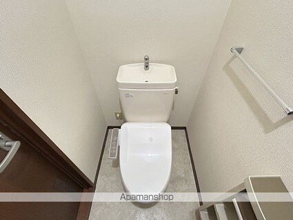 Ｙ’ｓ　ＥＢＡ　Ａ棟[2LDK/58.1m2]のトイレ