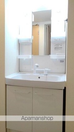 イセソラージュ　Ｄ[2K/30.85m2]の洗面所