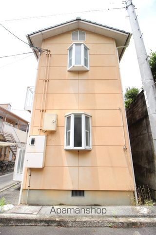 ヴェリタスBの外観写真